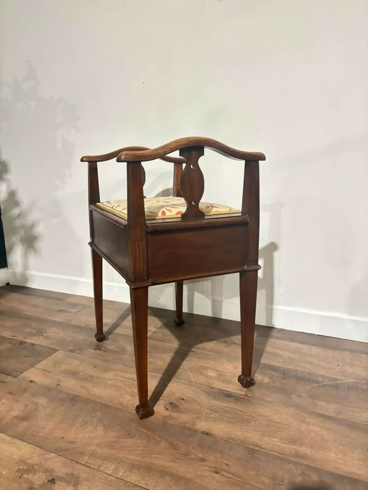 Edwardian mahogany piano stool88