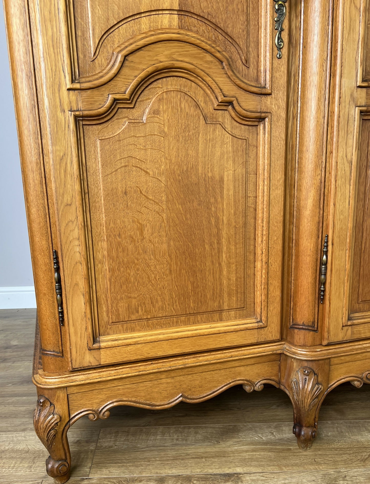 Wardrobe Vintage French Louis XVI Style Oak Four Door Carved Armoire LOT 6387