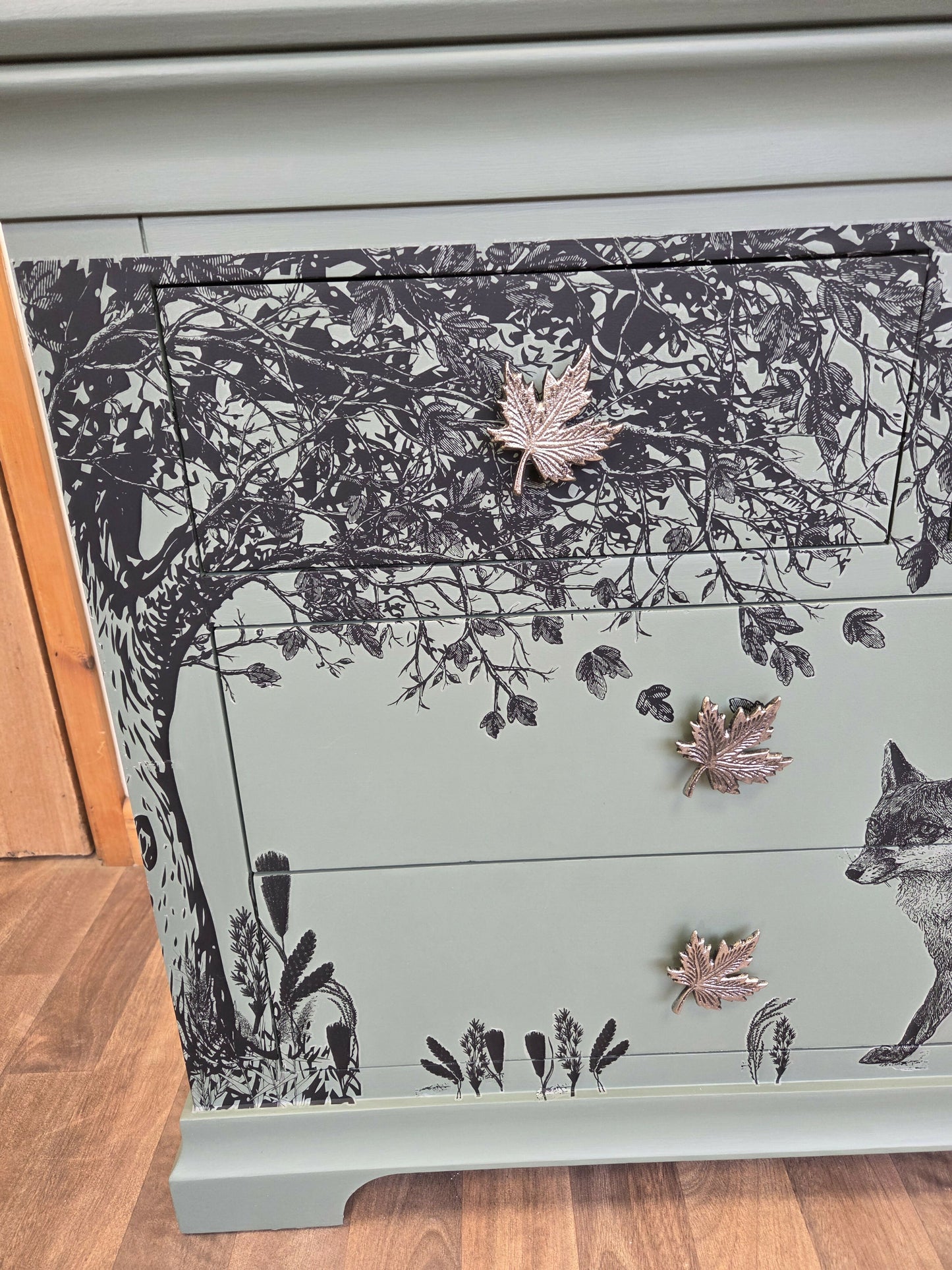 Customised Cotswold Company Drawers/Sideboard/Buffet/Dresser