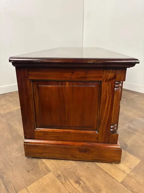 Contemporary Mahogany Flat TV Stand / Media Unit