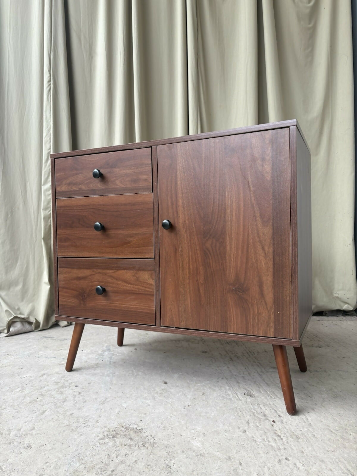 Vintage Mid Century Modernist Style Compact Sideboard Cupboard Danish Design R1156