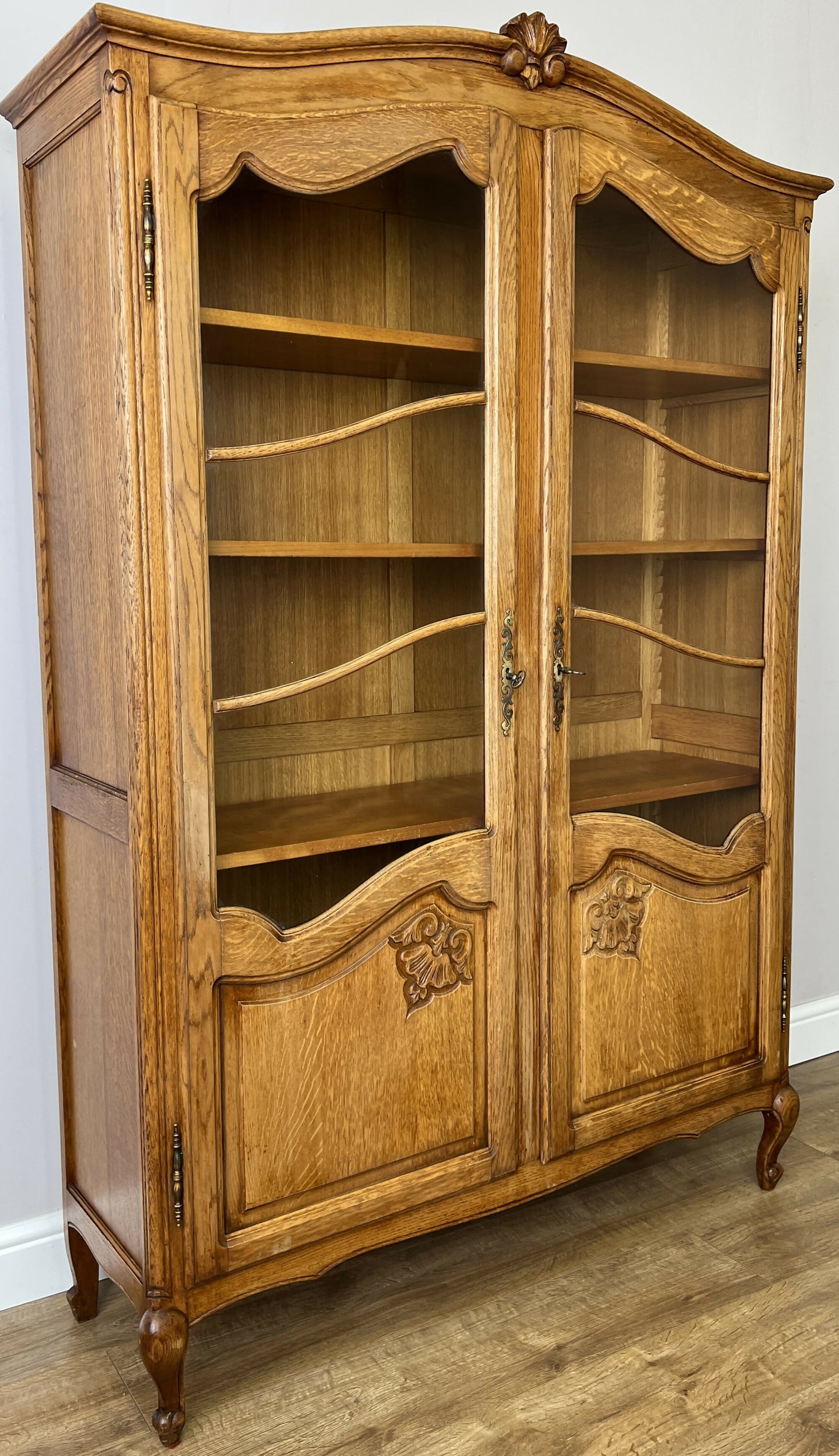 Bookcase Vintage French Louis XVI Oak Display Cabinet Carved Sideboard LOT 6346