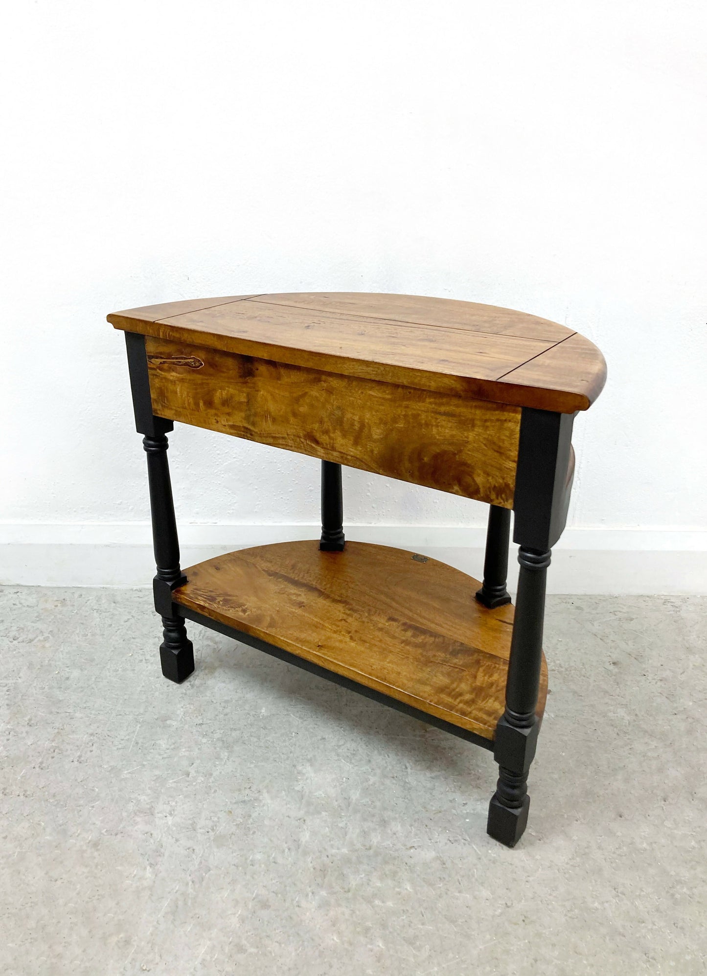 HALFMOON SOLID WOOD CONSOLE TABLE