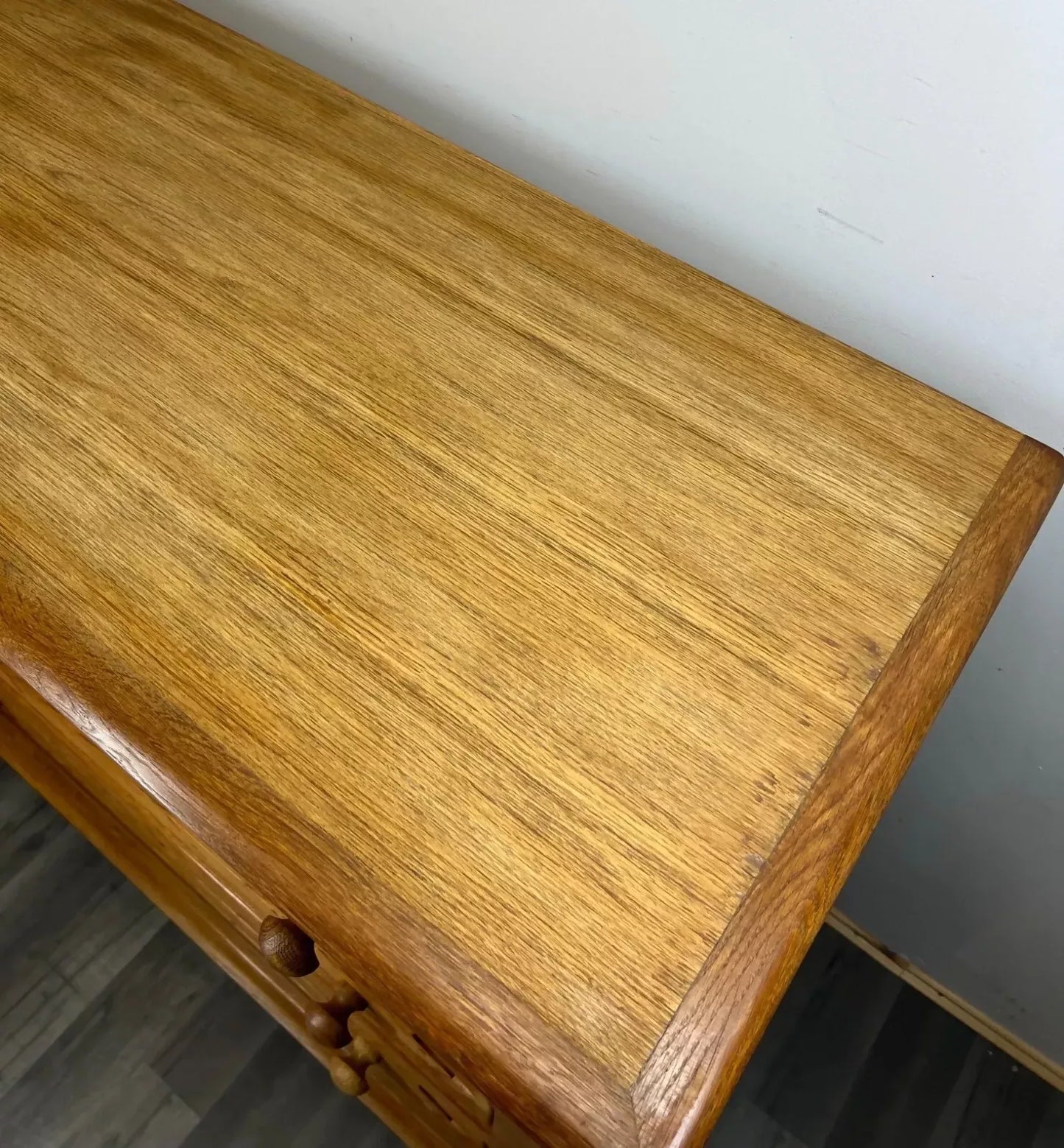 Vintage French Chest of Drawers / Sideboard / Cabinet( LOT 2058)