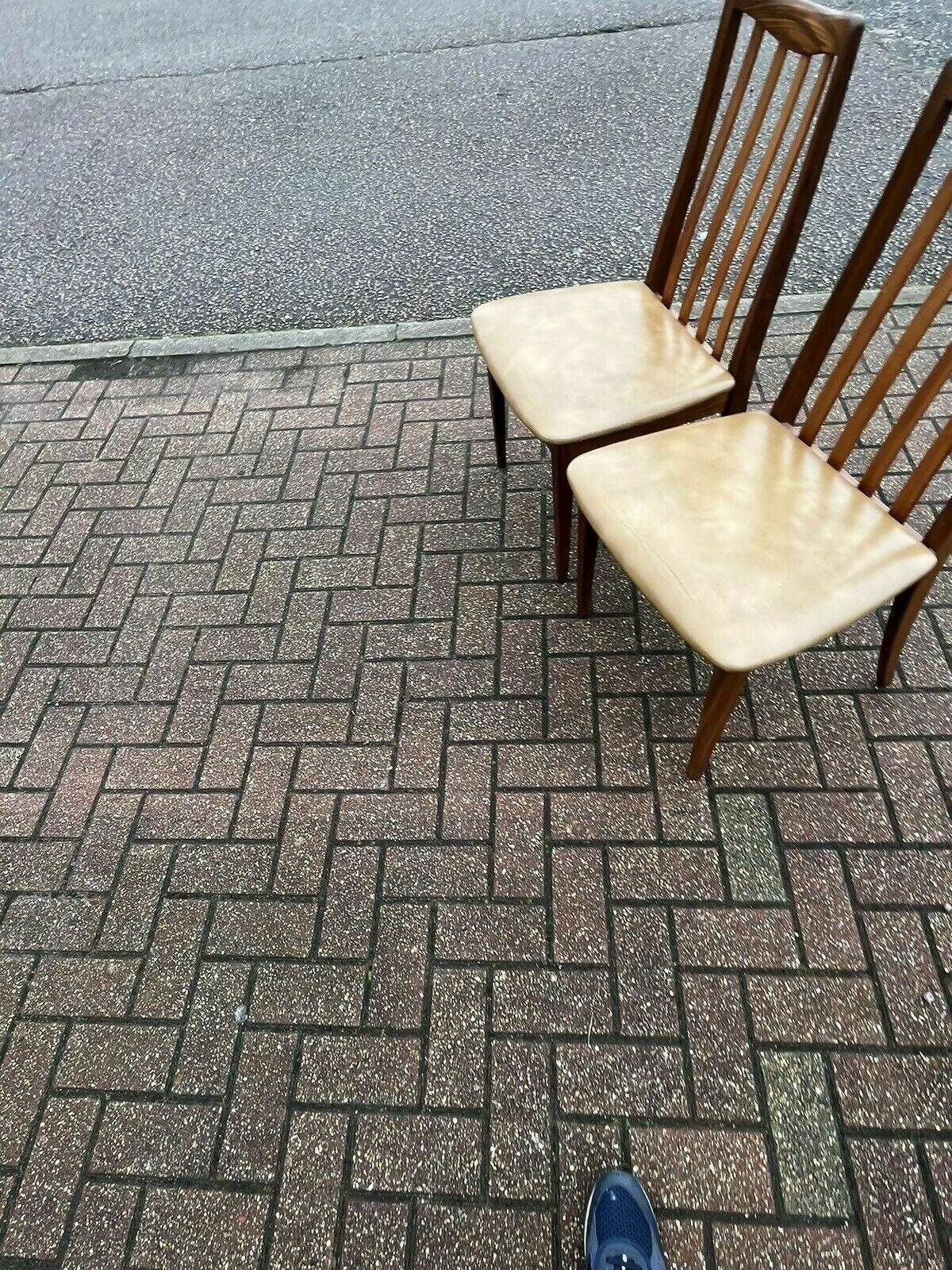 Mid Century G Plan Extending Dining Table & Chairs