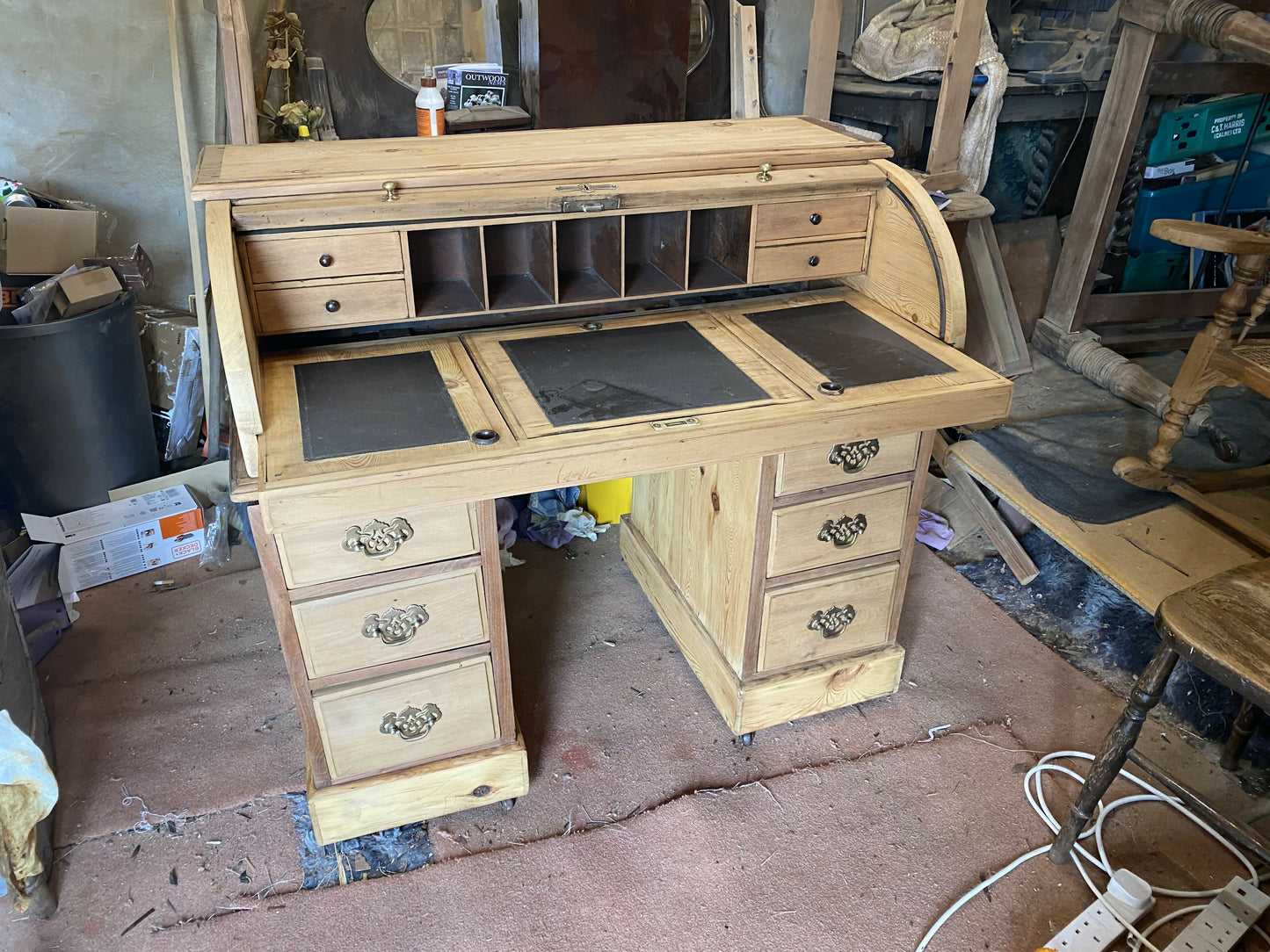 VICTORIAN ROLLTOP DESK