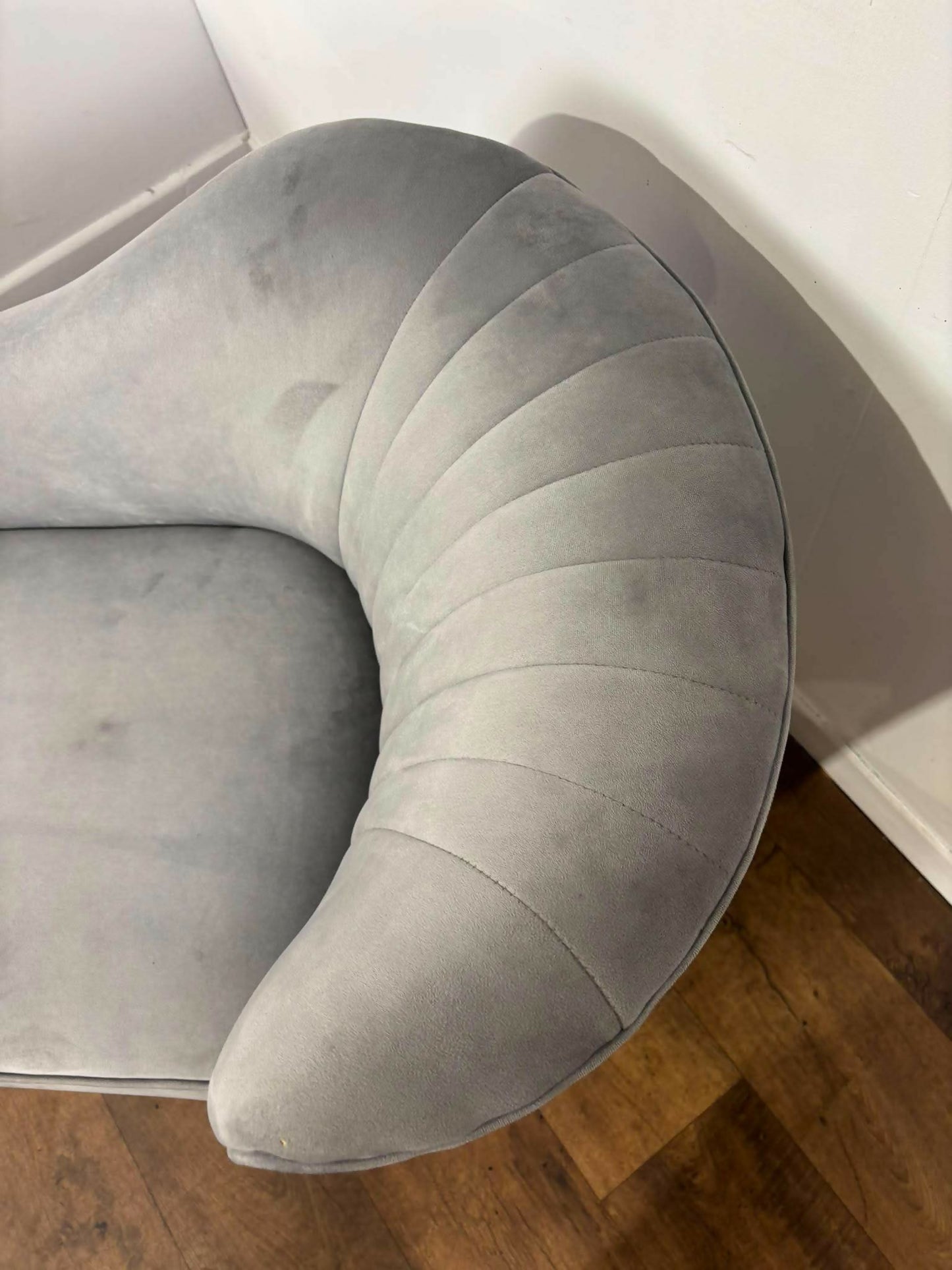 Modern Upholstered Grey Suede Chaise Longue / Day Bed