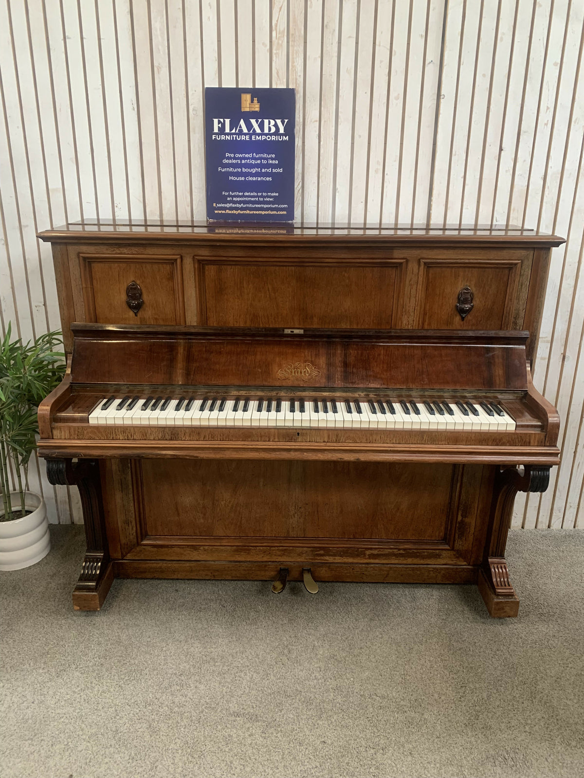 Antique/Vintage Erard Upright Piano Walnut Case Serial 84775 Chas J Fox Leeds Royal Crest