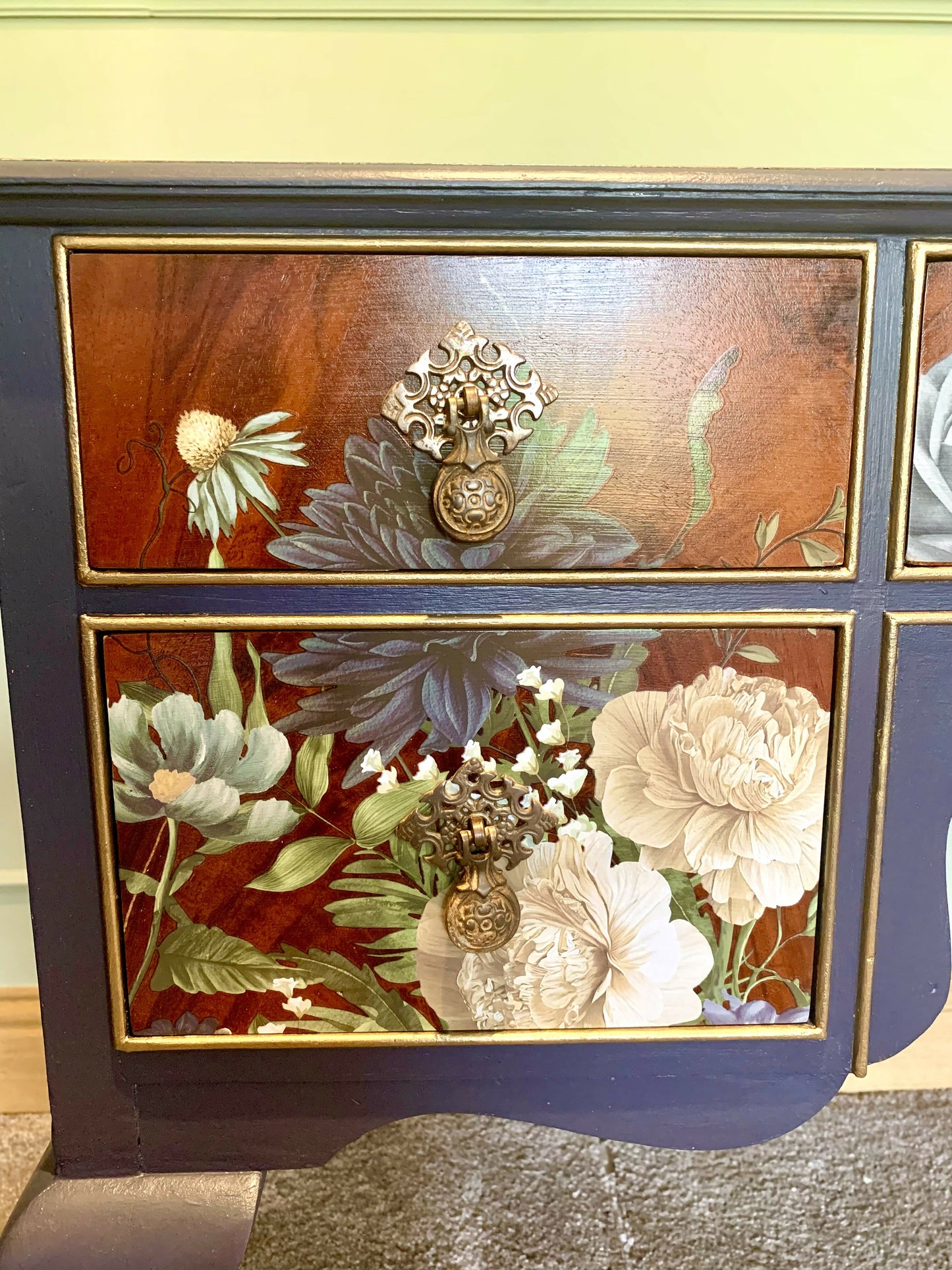 Refurbished dressing table