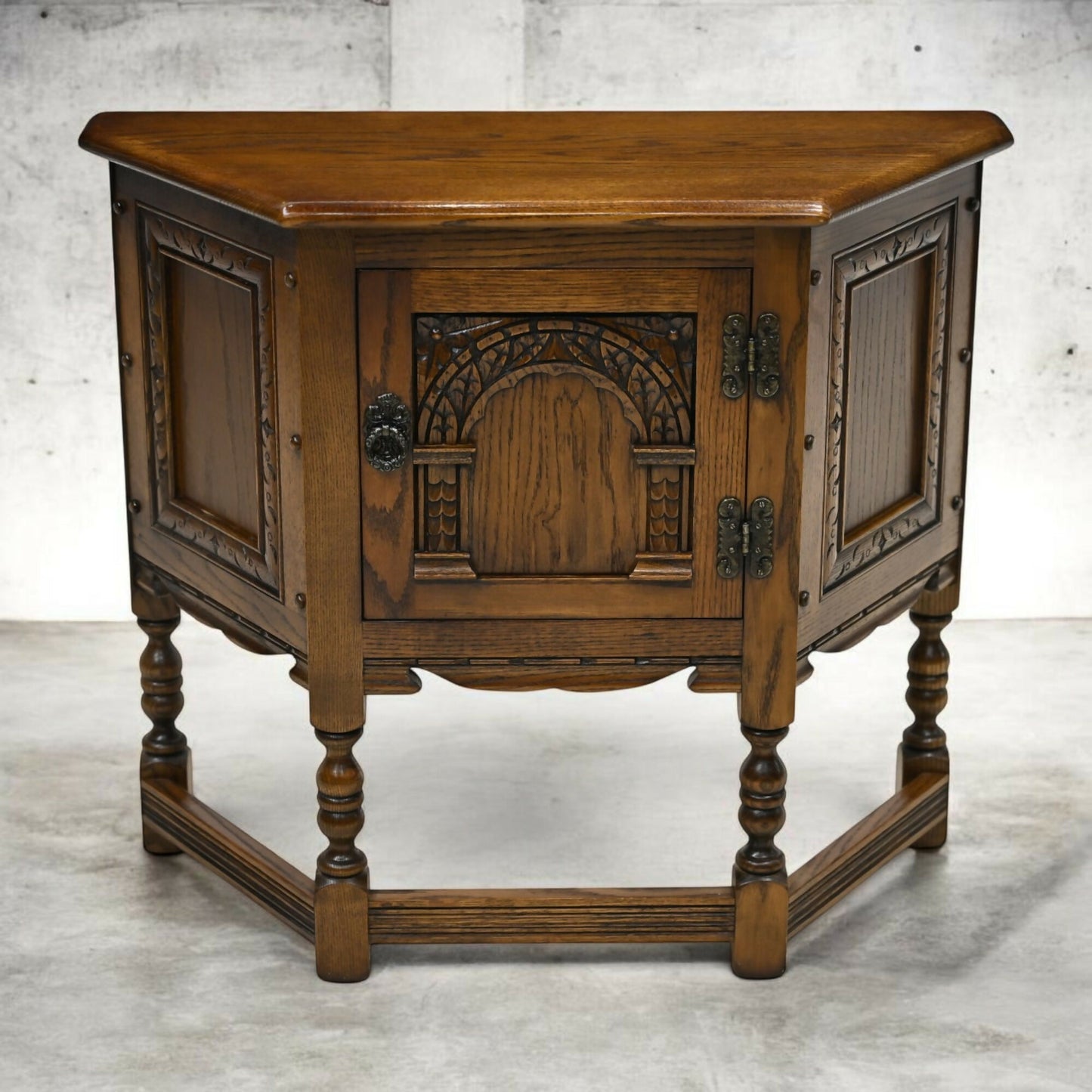 Old Charm Canted Table Hall Table Cupboard Light Oak Finish FREE UK Delivery