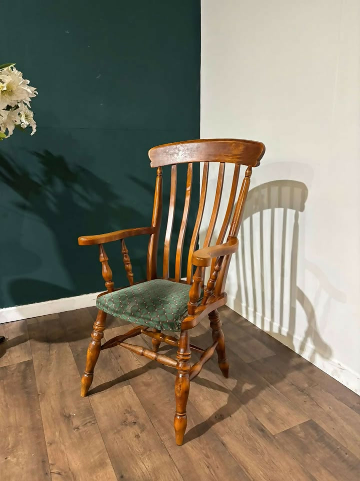 Victorian Style Farmhouse Chairbv
