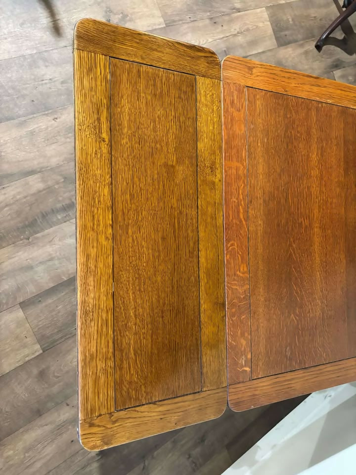 Vintage Honey Oak Draw Leaf Dining Table2