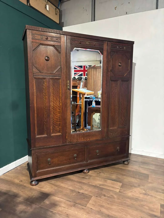 Vintage Oak Panelled Wardrobe with Central Mirror Doorvv