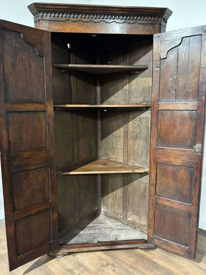 George III Oak Freestanding Corner Cupboard