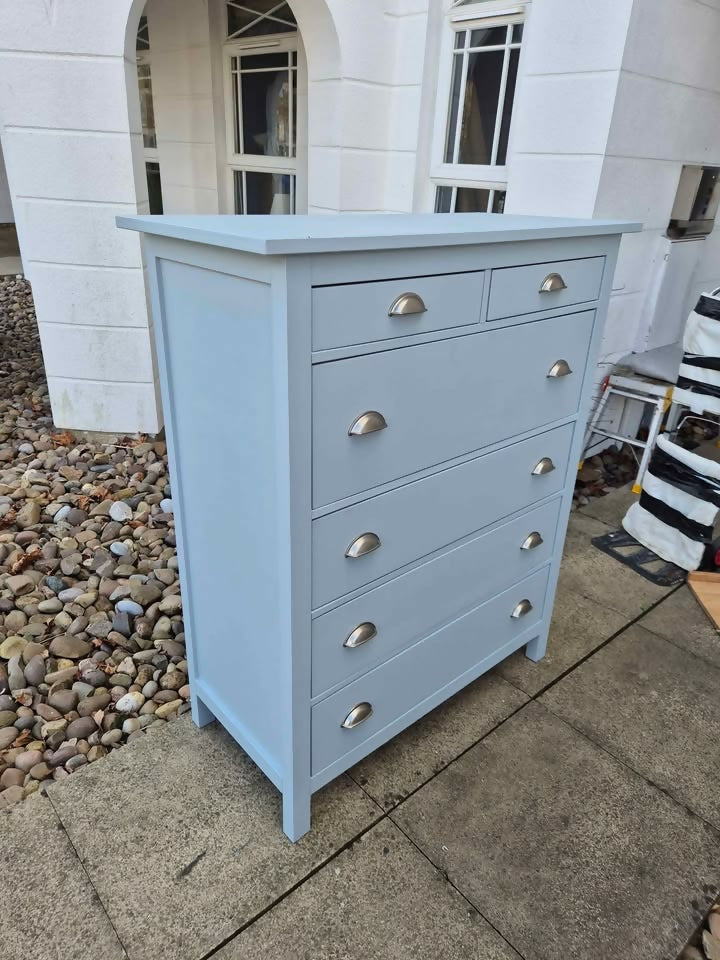 Beautiful Large chest of drawers