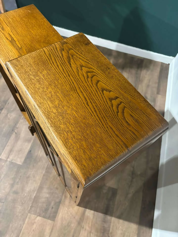 Vintage Oak Bookcase With Single Glass Door88