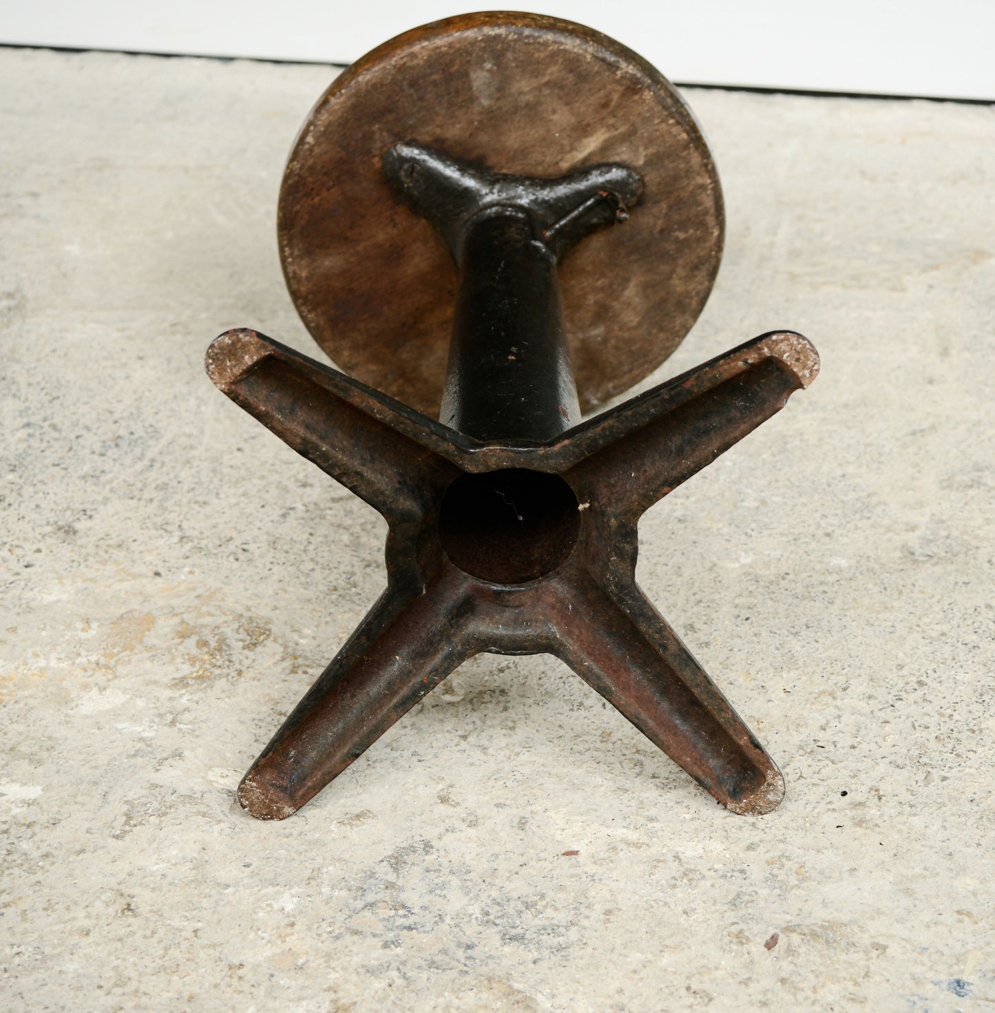 Antique Singer Sewing Machinists Stools - Cast Iron - Adjustable Height -SKU 165