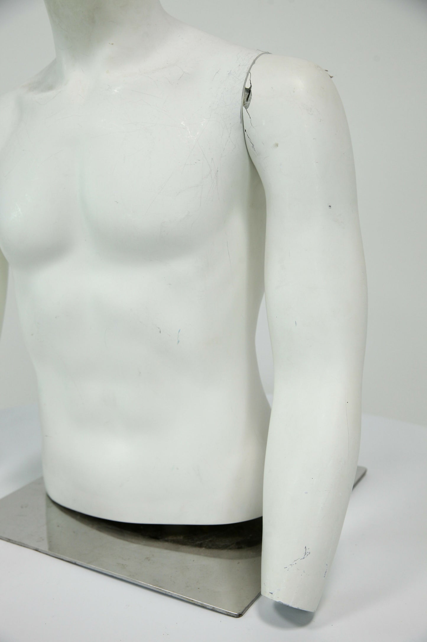 Male Mannequin With Chrome Stand Removable Arms FREE UK Delivery. SBR4734/1604XX