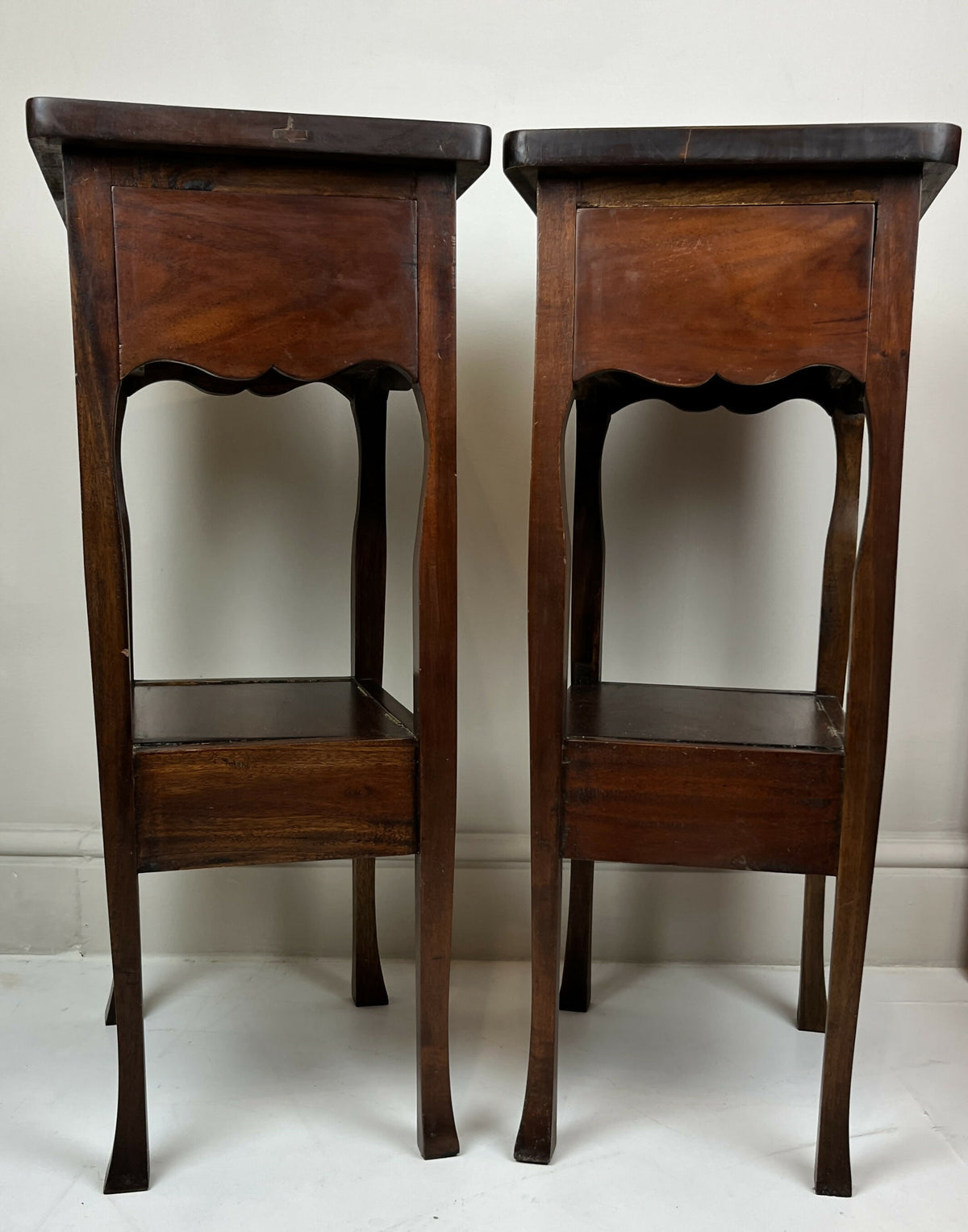 Pair Antique Edwardian Mahogany Bedside Tables Nightstands Cabinets c1900