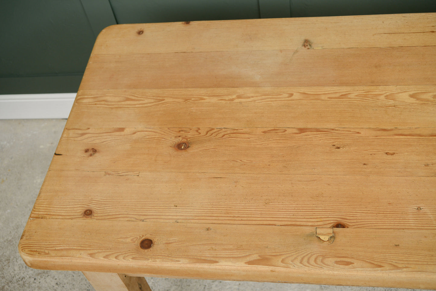 Plank Top Pine Dining Table - Reclaimed Wood - 167 cm