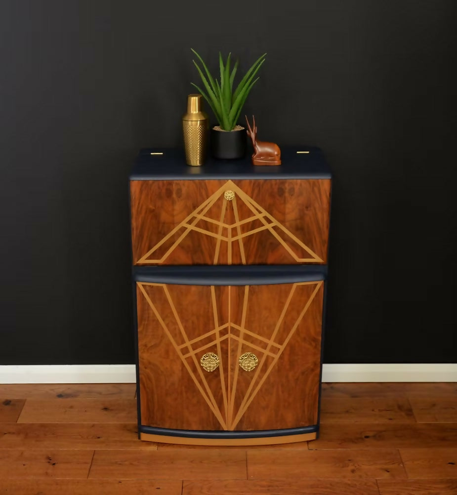"Diamonte' Burr Walnut Cocktail Cabinet, Vintage 1950 Narrow Drinks Cocktail Cabinet