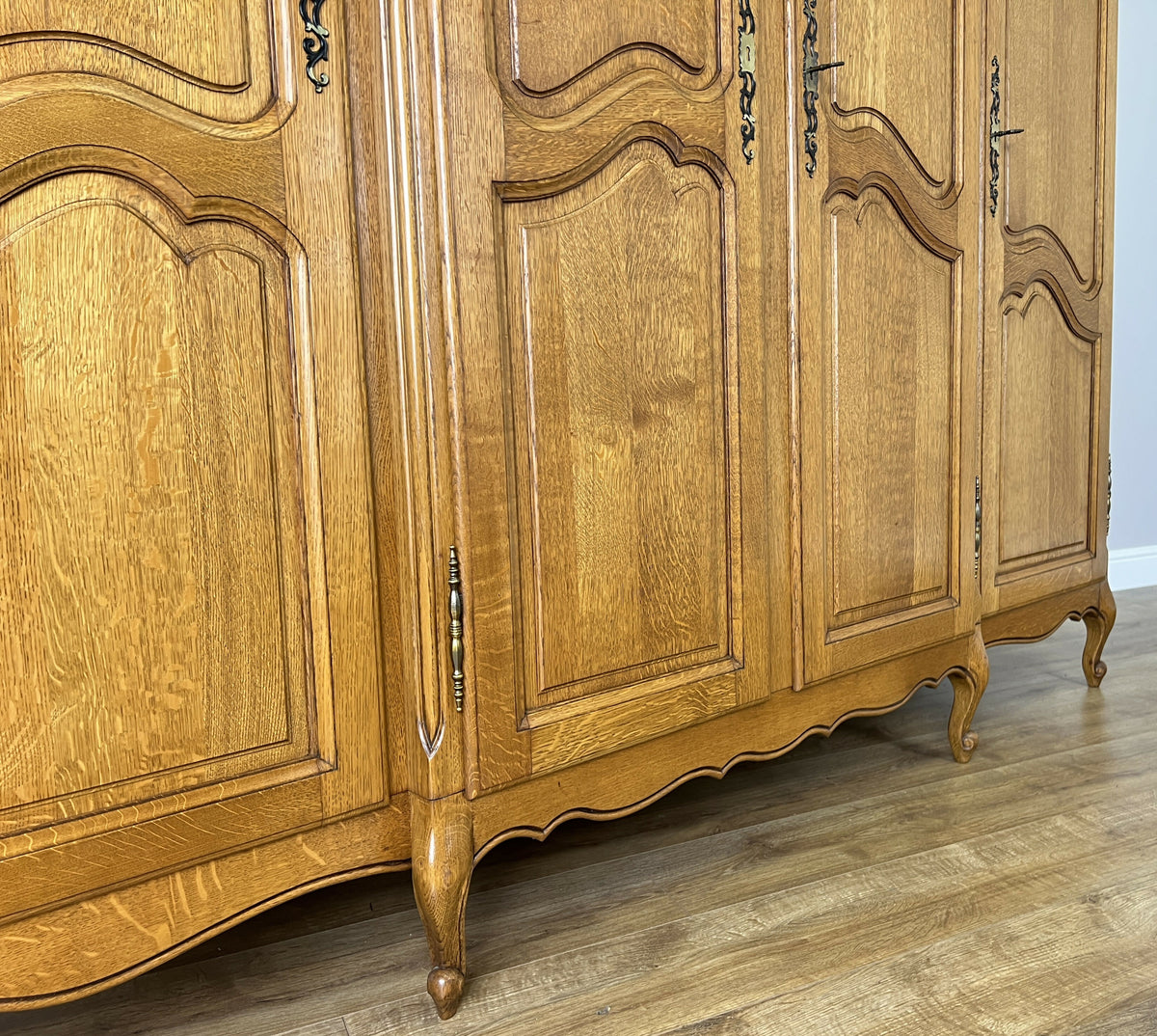Wardrobe Vintage French Louis XVI Style Oak Four Door Carved Armoire LOT 6497