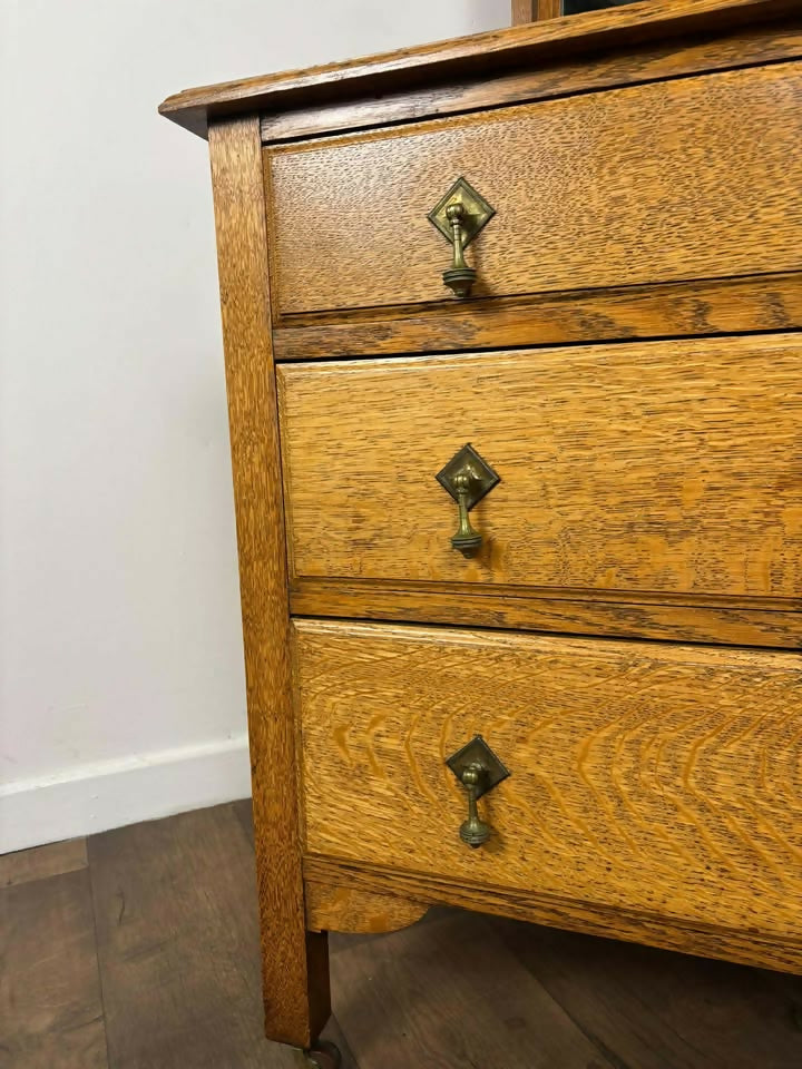 Early 20th Century Oak Dressing Table
