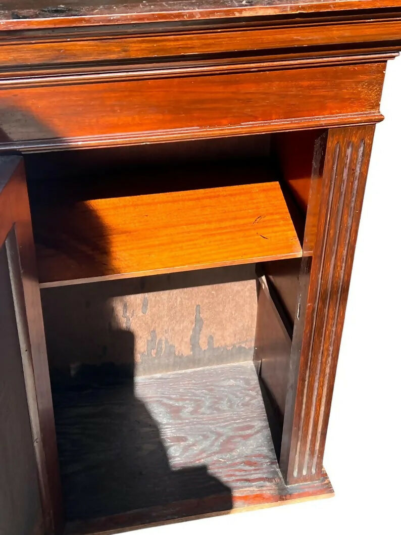 Antique Mahogany Edwardian bedside cupboard