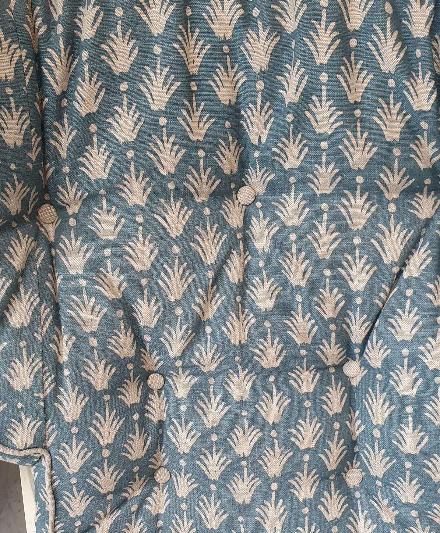 ROCKING CHAIR Restored and Reupholsteted New England / Coastal Style. Very Good