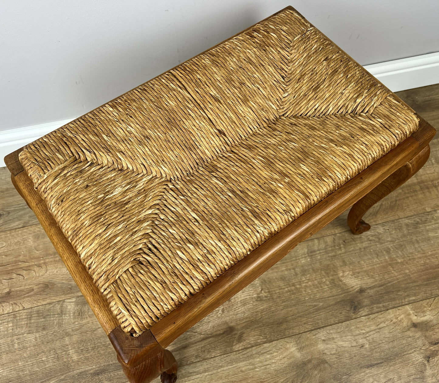 Footstool Vintage French Louis Style Oak Table Rush Seat Carved Stool LOT 6213