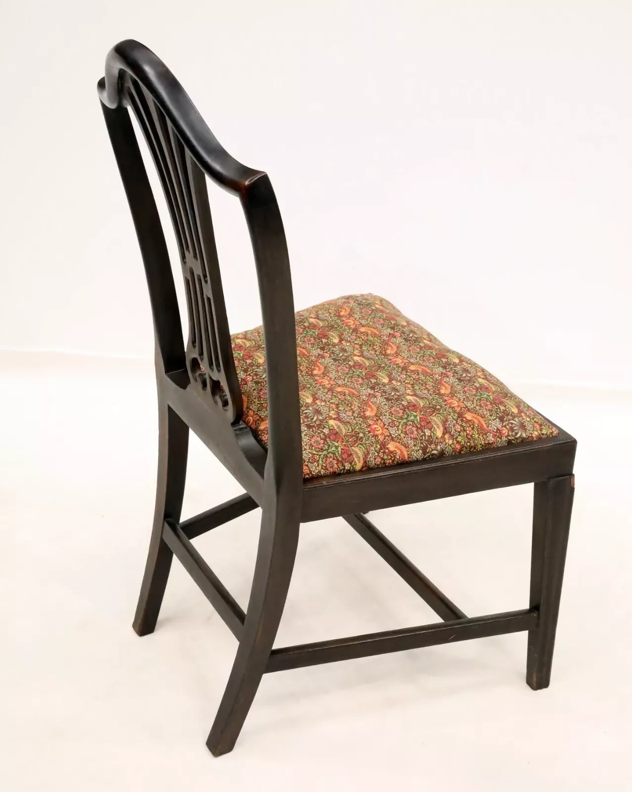 Set of 6 Mahogany Hepplewhite Style Dining Chairs INC 2 Carvers FREE UK Delivery SBR7696/1901C