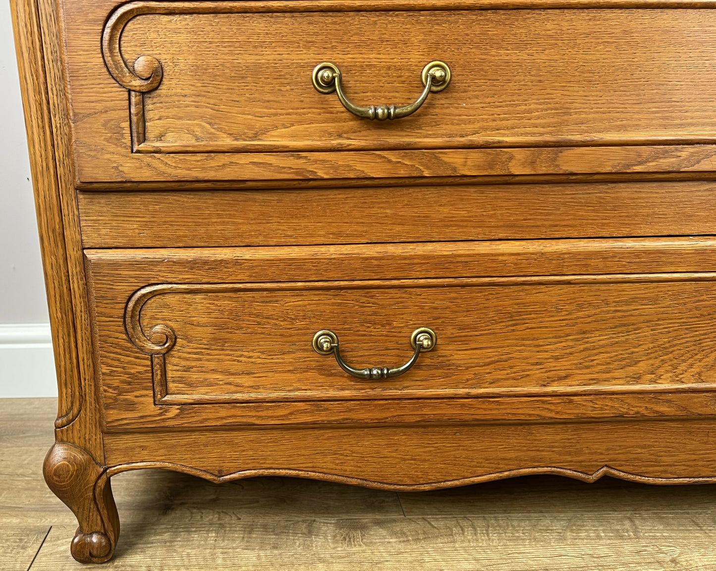 Chest of Drawers Vintage French Louis Oak 3 Drawers Carved Cabinet LOT 6265