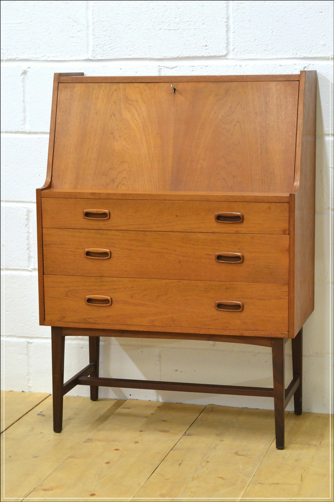 Vintage Desk Bureau Teak G Plan Era EON Danish Mid Century Retro DELIVERY