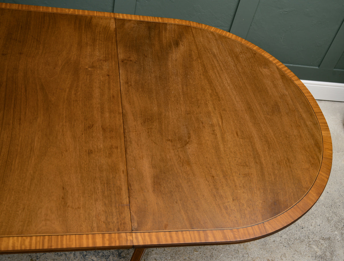 Regency Style Mahogany Extending Dining Table with Leaf - Twin Pedestal - D End
