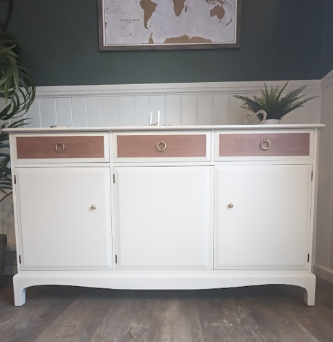 Stag Minstrel Sideboard