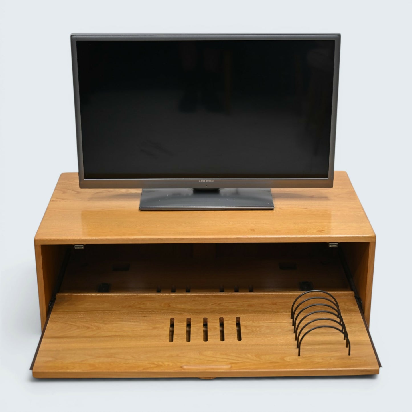 Ercol Windsor TV Stand / Video Unit Double Width Light Finish FREE UK Delivery*