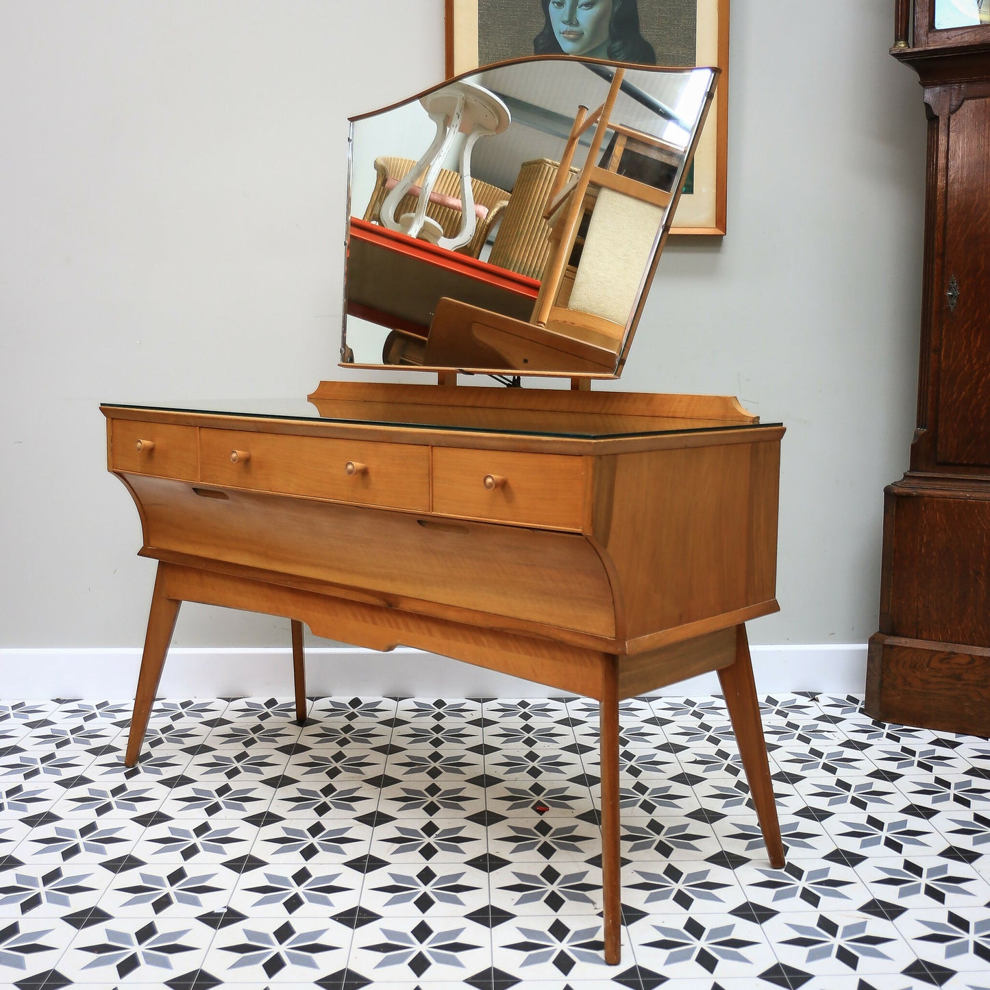 Alfred Cox Mid Century Dressing Table in Walnut 1960s with Single Mirror