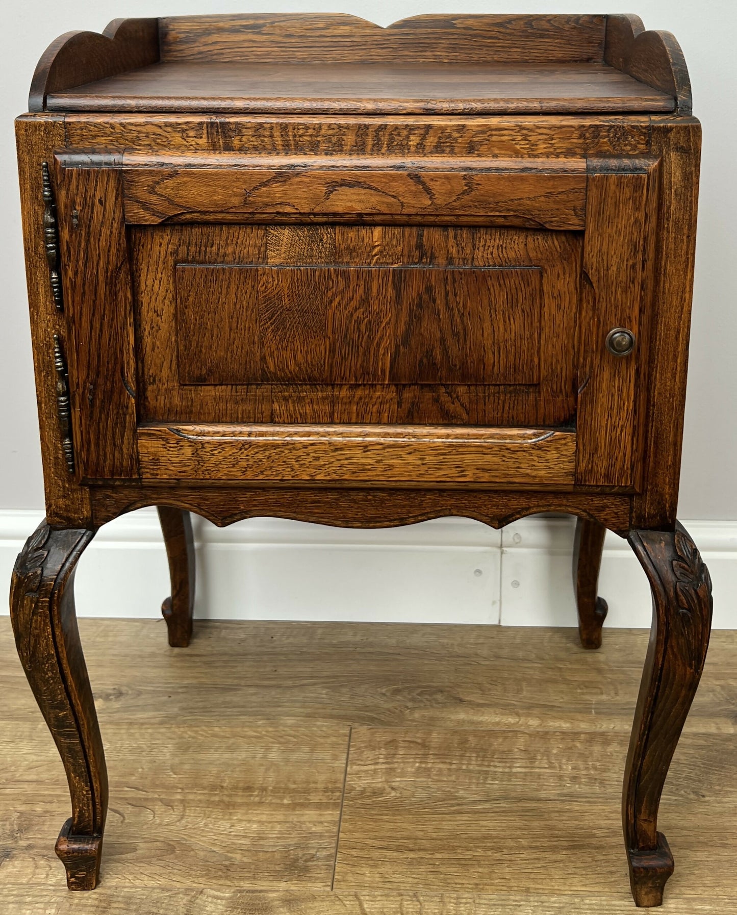 Bedside Table Vintage French Louis Oak Cabinet Cupboard Nightstand LOT 6230