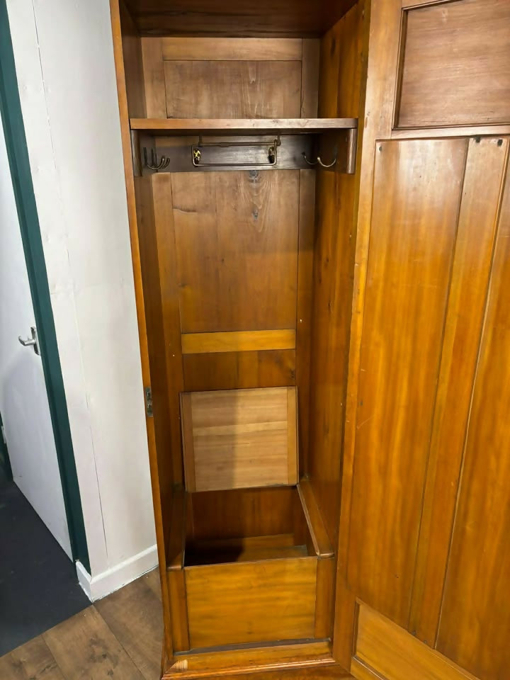 Edwardian Walnut Triple Compactum Wardrobe