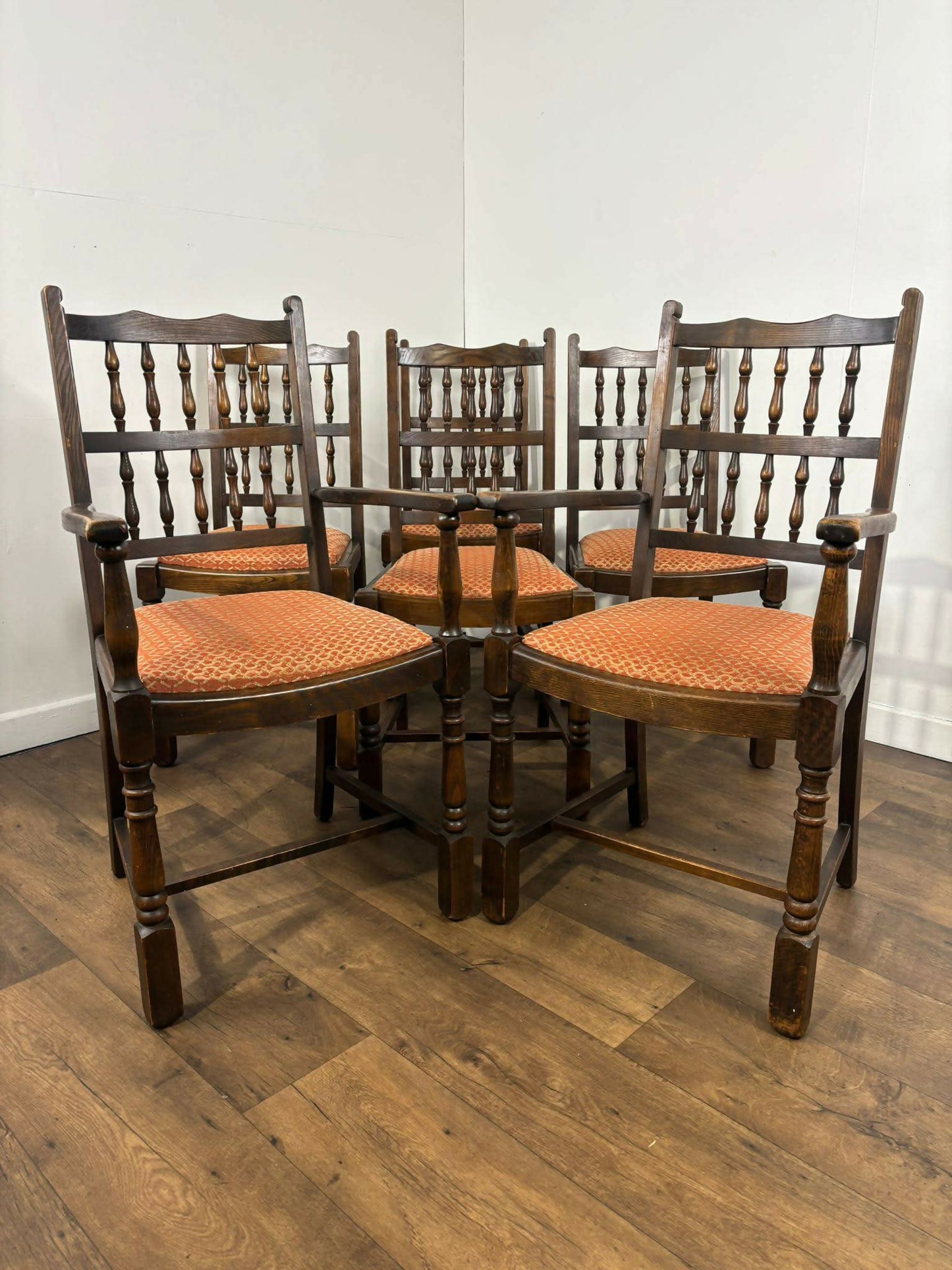 Vintage Set of Six Oak Dining Chairs (Including 2 Carvers)