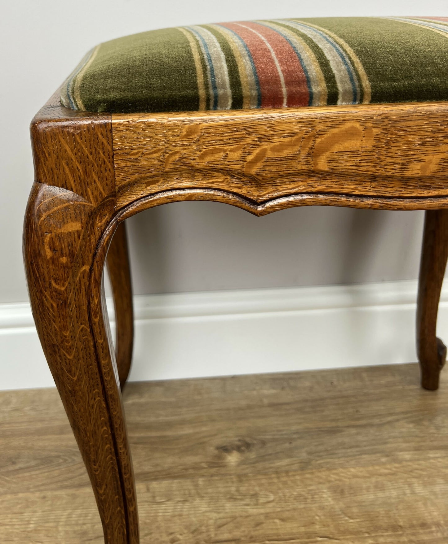 Footstool Vintage French Louis Style Oak Table Stool Upholstered Seat LOT 6229