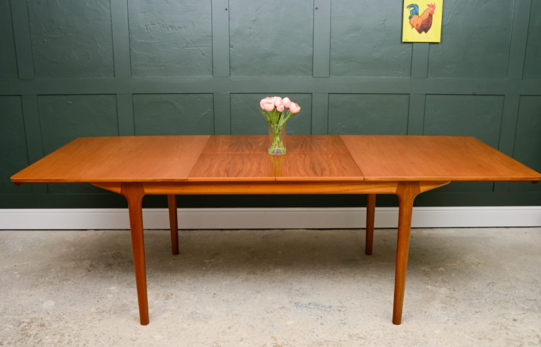 McIntosh T3 Extending Teak Dining Table - 7.7 Foot