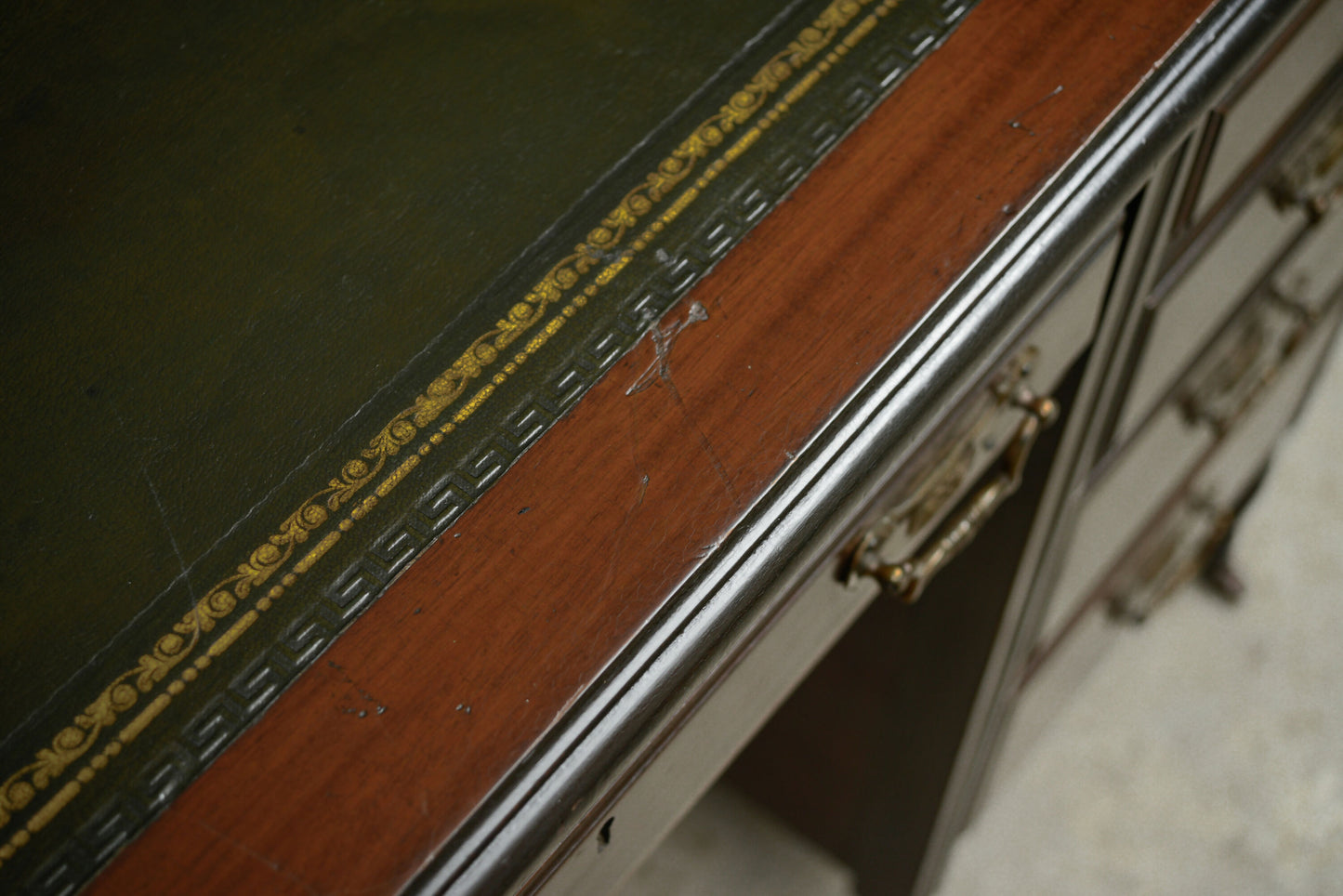 Victorian Mahogany Writing Desk - Kneehole Desk with Green Leather