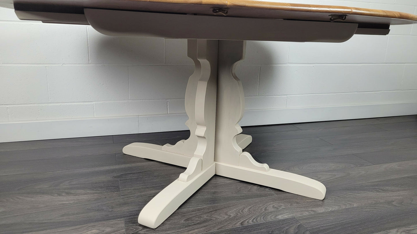 Ercol Chester Extending Pedestal Table, 1990s