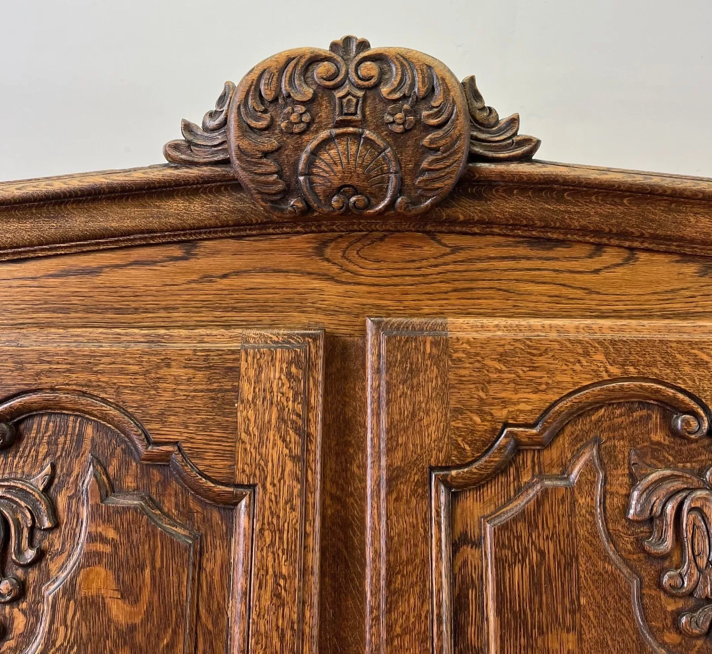 Wardrobe Vintage French Louis XVI Style Oak Four Door Carved Armoire LOT 4827
