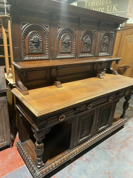 large_19th-century-oak-buffet-sideboard-sku97732645_0 (4)