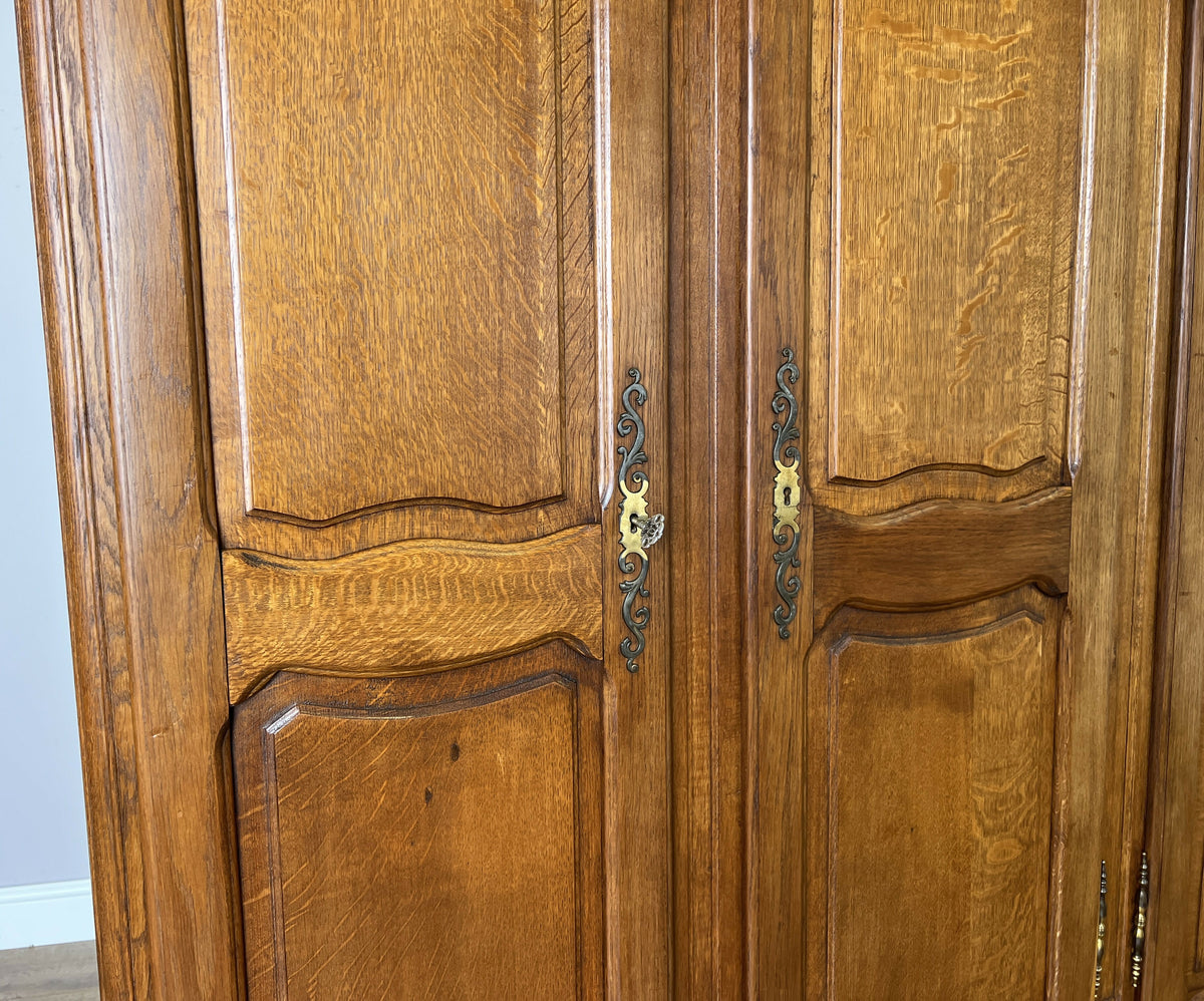 Wardrobe Vintage French Louis XVI Style Oak Four Door Carved Armoire LOT 6506