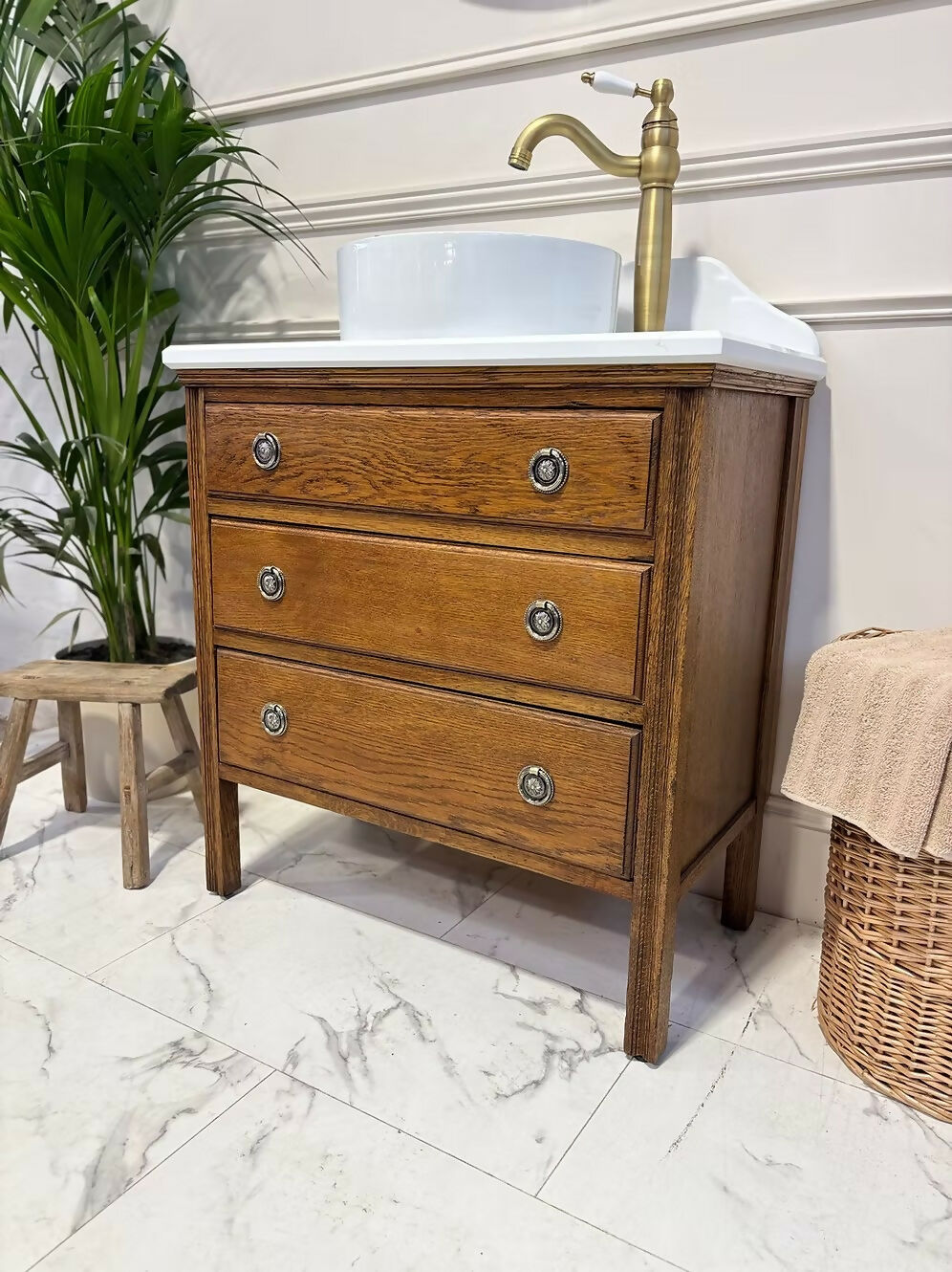 Traditional Bathroom Wooden Vintage Vanity Unit - Alfred The Great