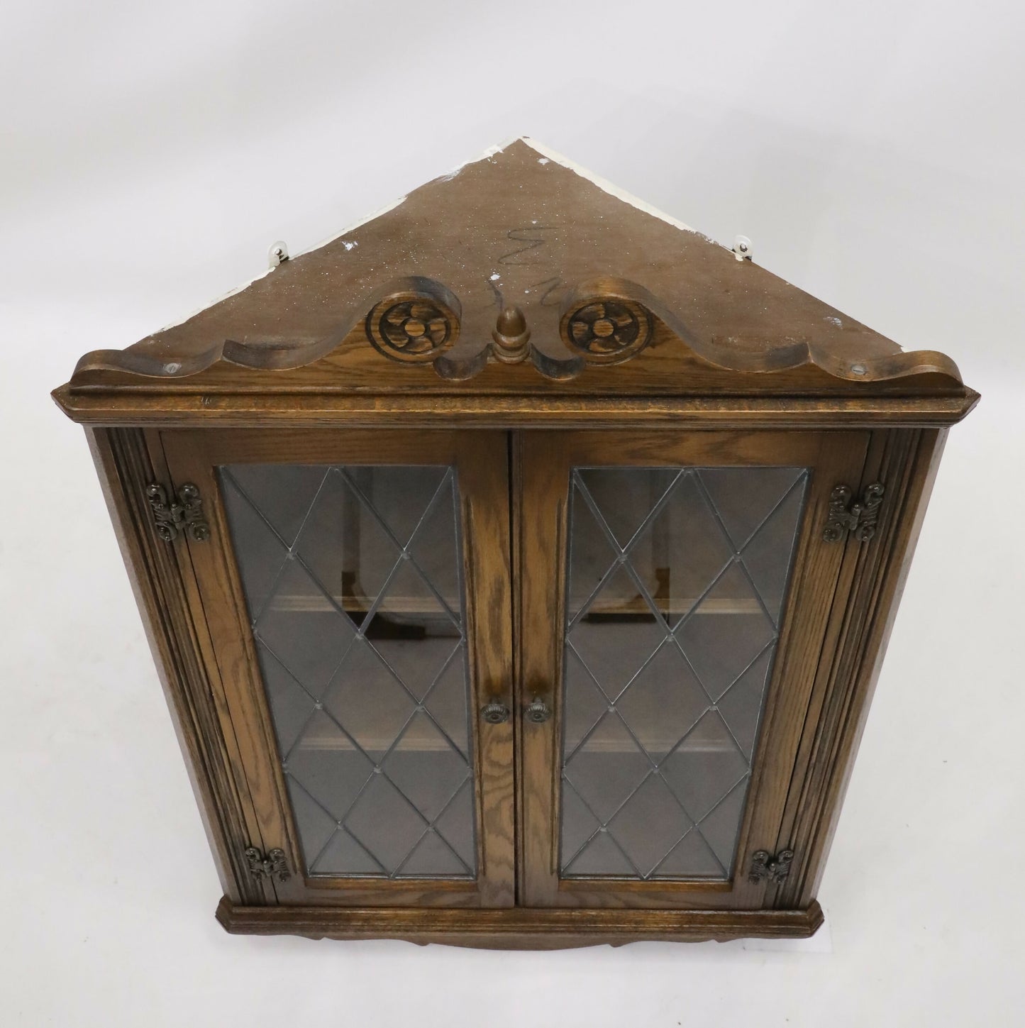 Old Charm Hanging Corner Display Cabinet in Light Oak #1914 FREE UK Delivery. SBR9687/2110D