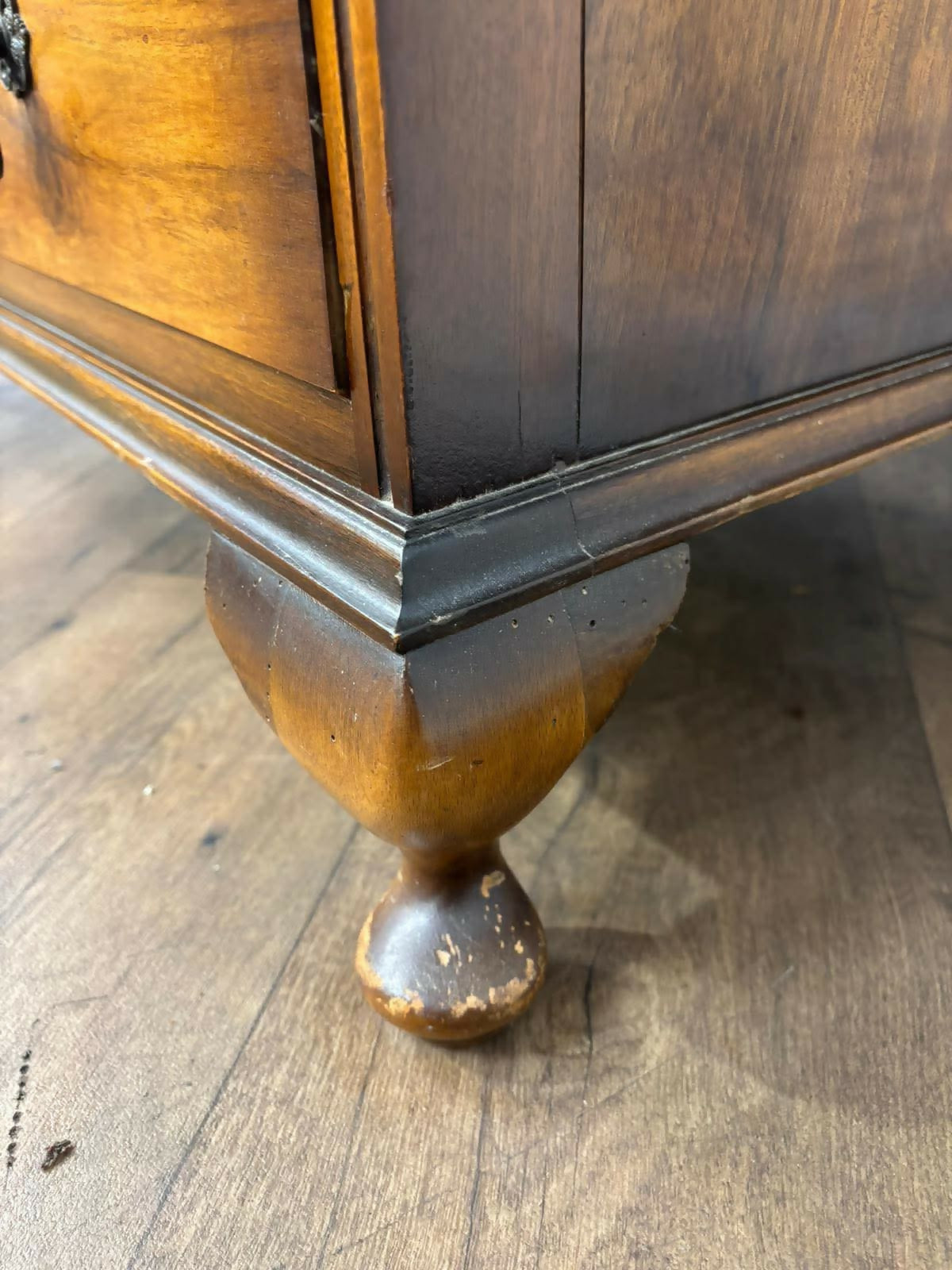 Vintage Walnut Chest On Chest – 8 Drawer Tallboy Chest